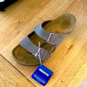 Brand new Arizona Birkenstock sandals
